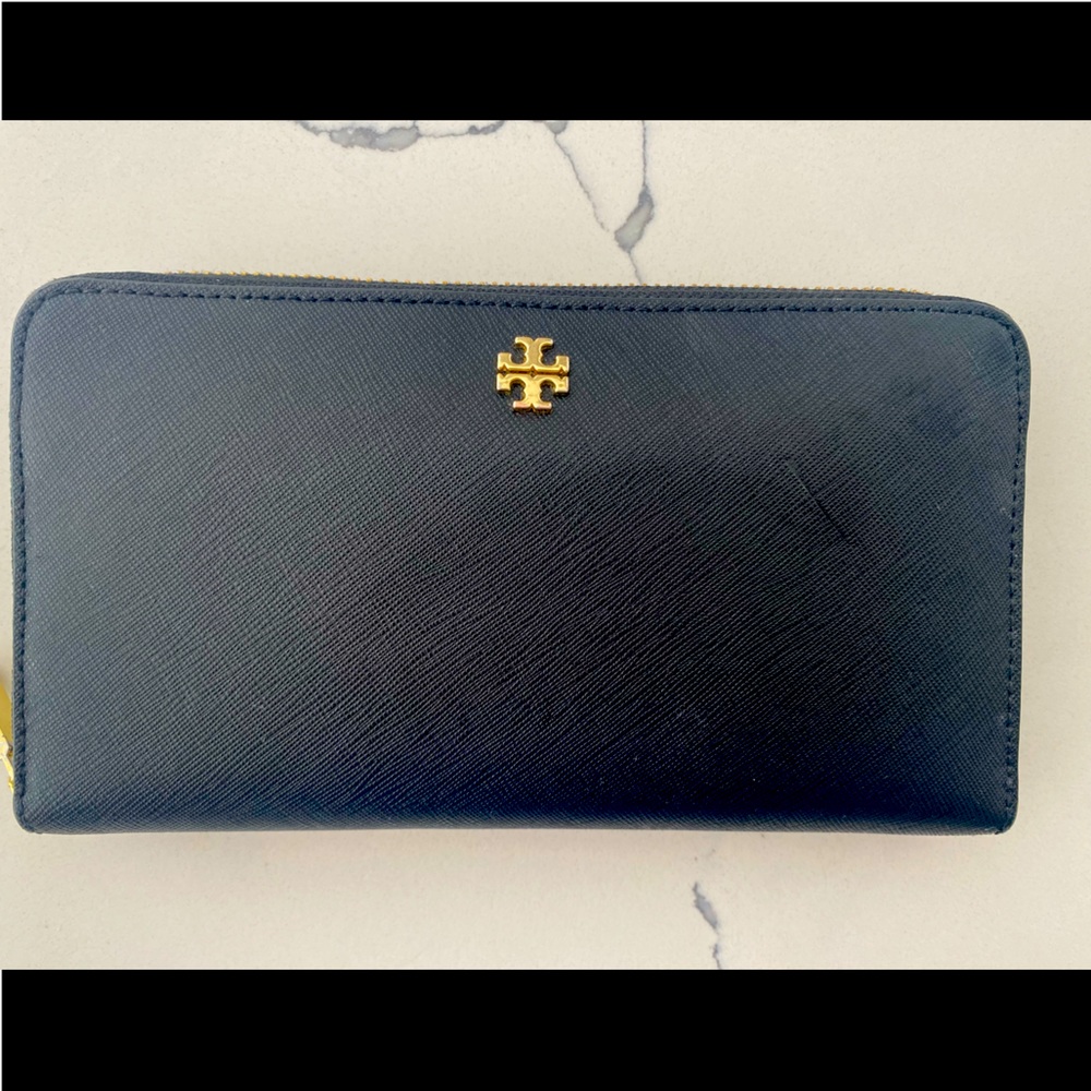 Tory Burch wallet